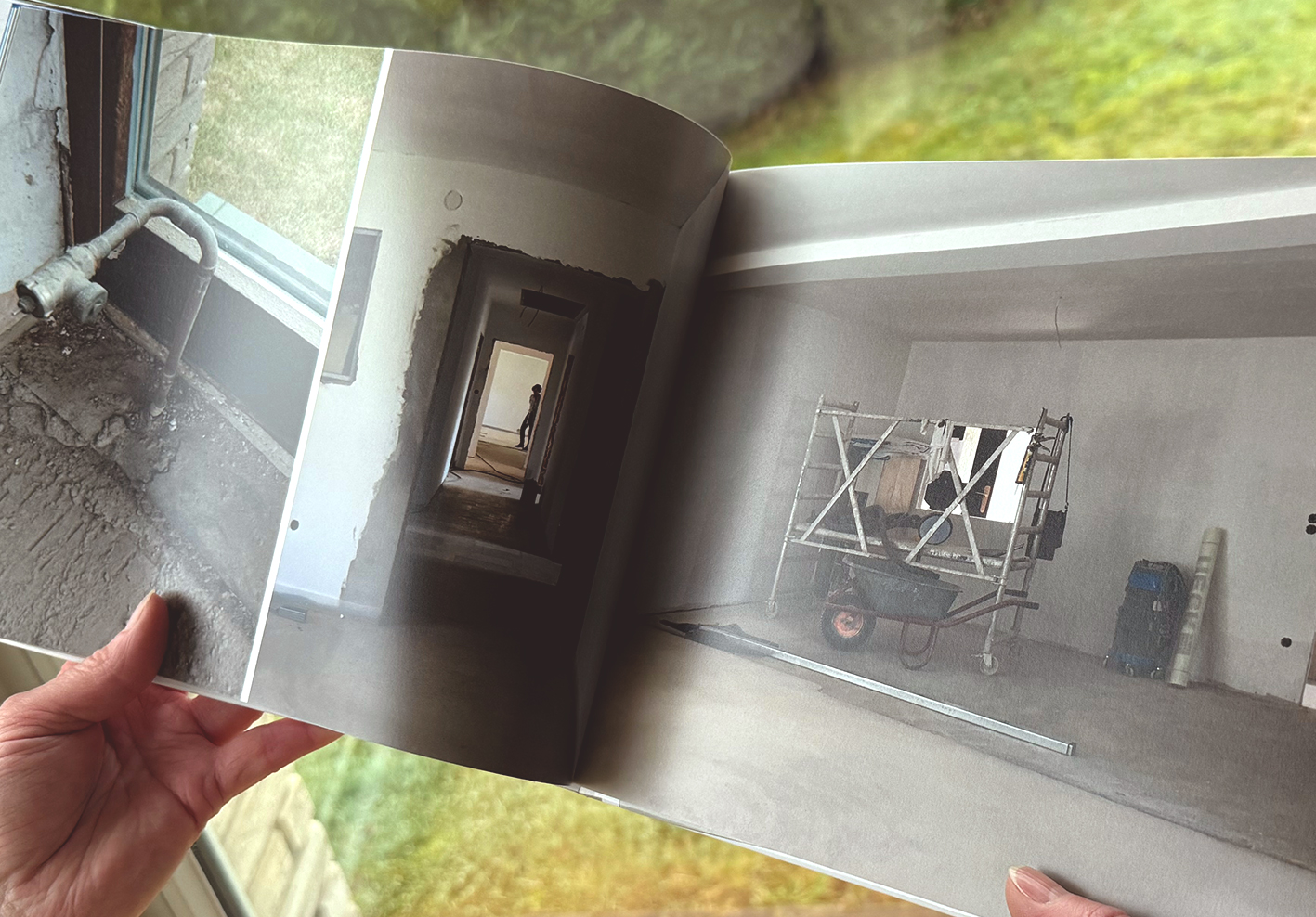 Ein Hausbau-Buch mit Fotos, Daten und Texten für Bauherren